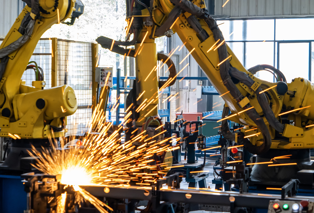 robot-arm-is-production-line-1