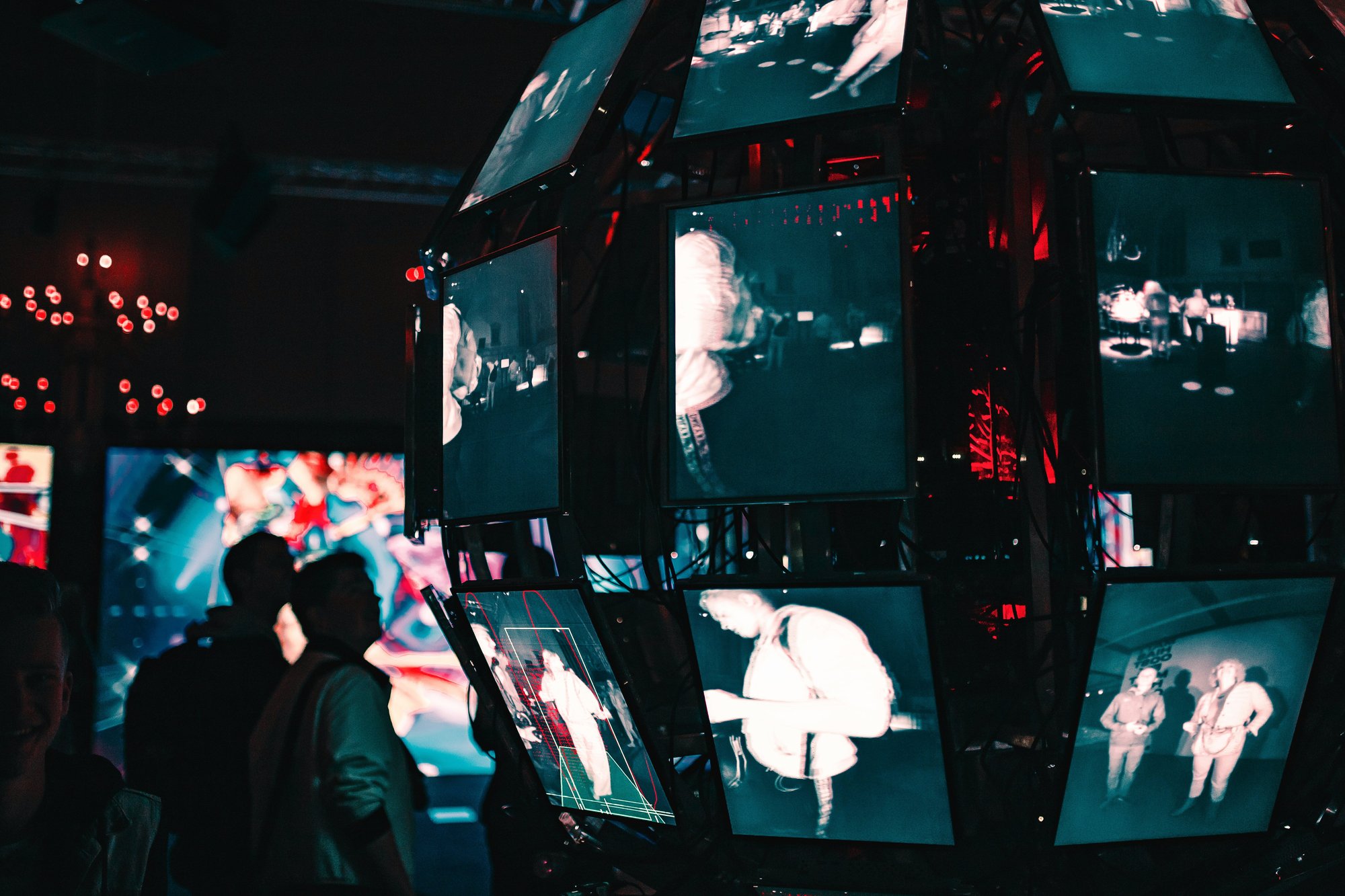 surveillance_Defense_industry_maxim-hopman-IayKLkmz6g0-unsplash